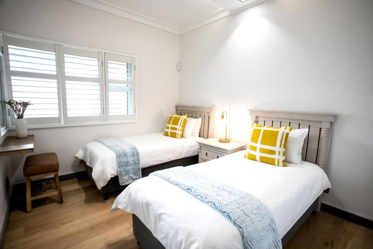 Bayview 303 Apartment Херманус Екстериор снимка
